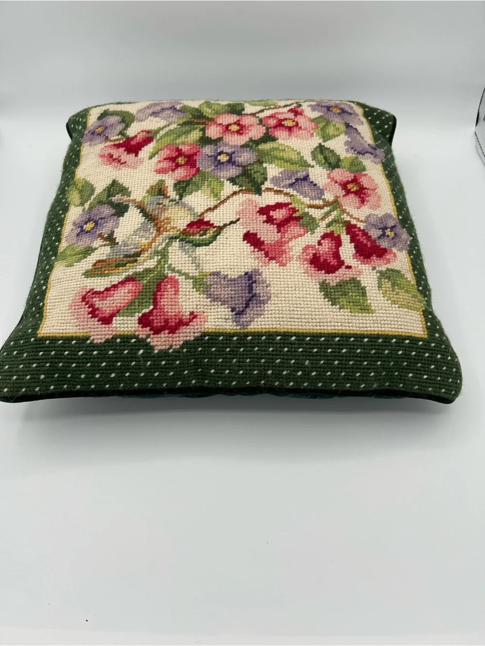 N/A beautiful needlepoint